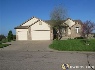 913 W Putter Cir, Andover, KS 67002