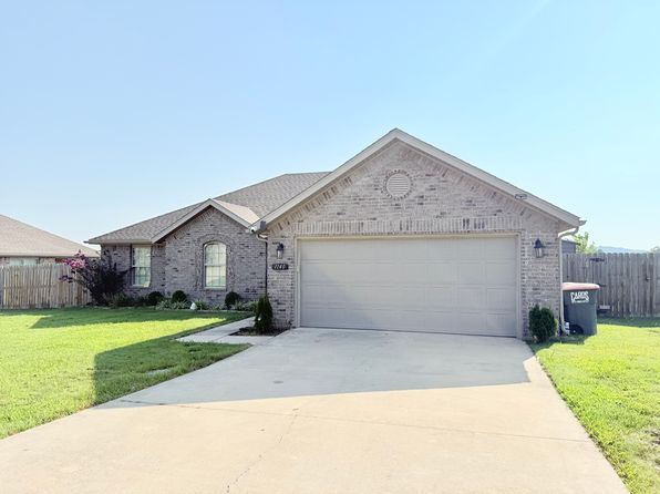 1140 Willow Oak St