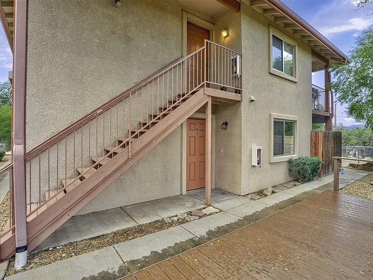 610 Lincoln Ave — Photo 7