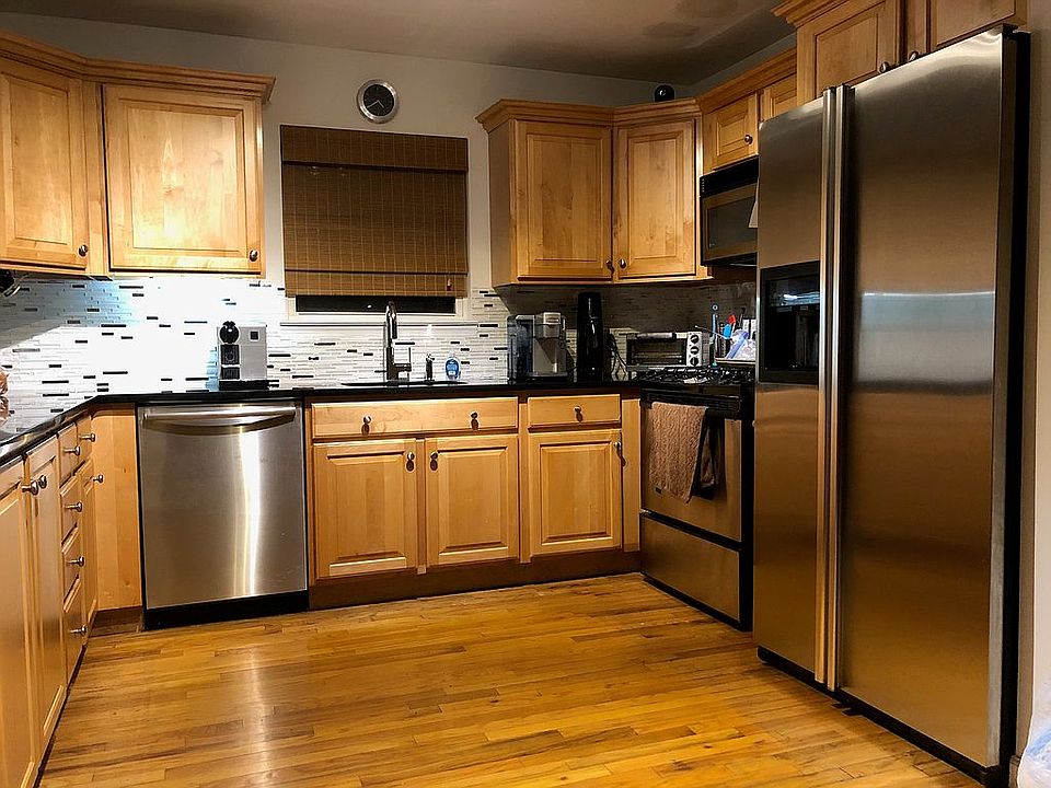 1st image of 30 Vanderwater Ave