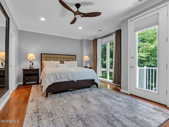 4th image of 803 Kingsley Street #2