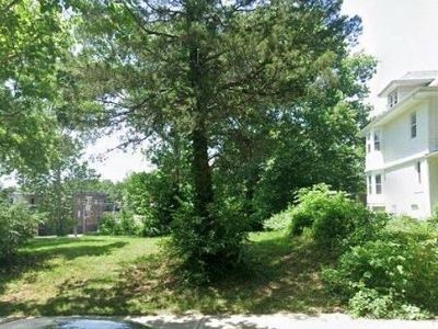 4240 Forest Ave, Kansas City, MO, 64110
