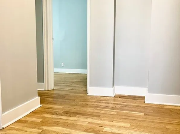 518 Ft Washington Avenue image 1 of 18