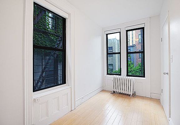 3rd image of 168-170 E 81st St APT 3C