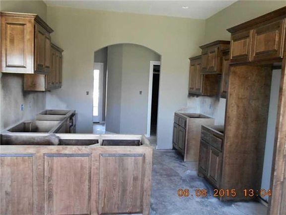 5th image of 1057 Tarah Knolls Circle