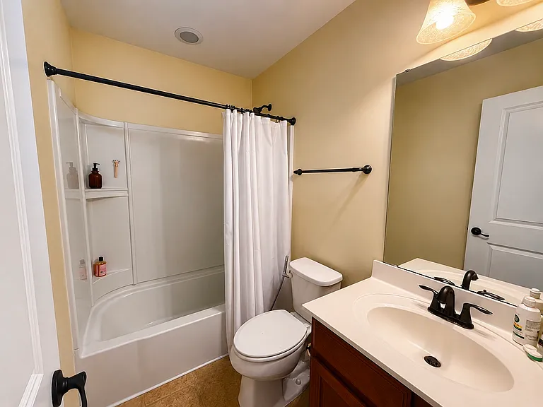 2702 Pittsburgh Ct — Photo 10