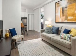 102 Hemenway St #501, Boston, MA 02115