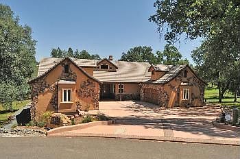 2nd image of 23411 Alexis Dr
