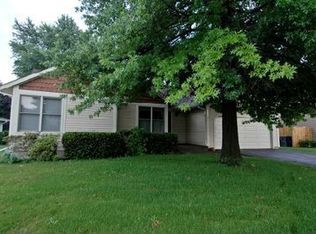 2095 Savannah Rd, Elgin, IL 60123