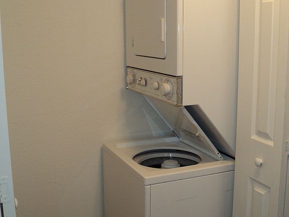 3rd image of 5666 Louis Xiv Ct APT A