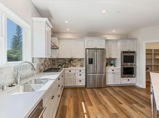 13042 Sweetbriar Ct, Auburn, CA 95603