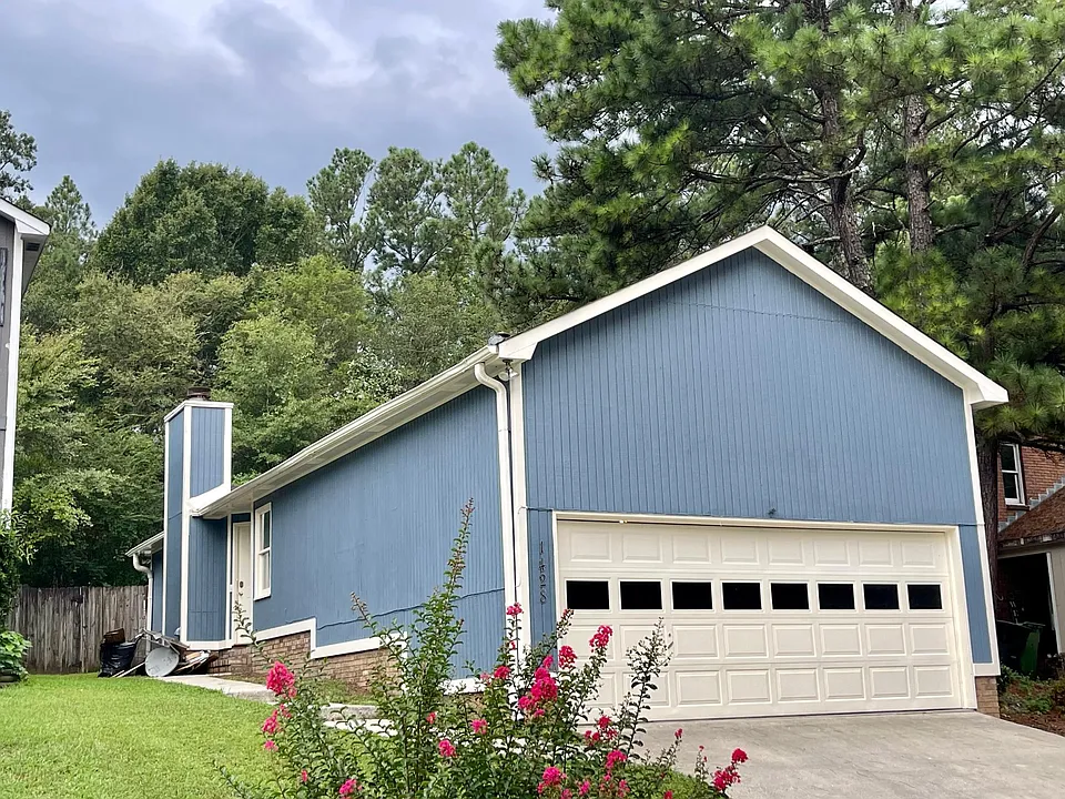 1428 Maplebrook Dr