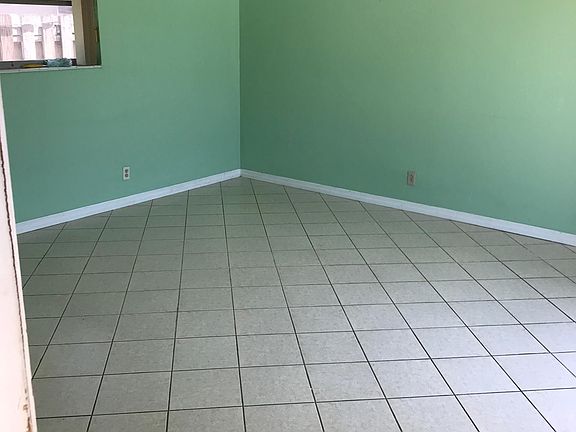 3rd image of 801 S Highland Dr