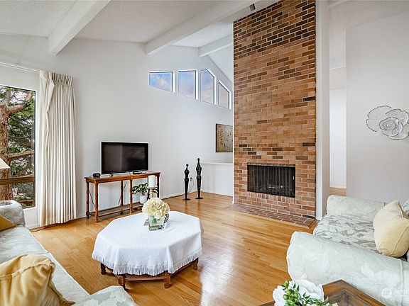 5th image of 12310 SE 47th Street