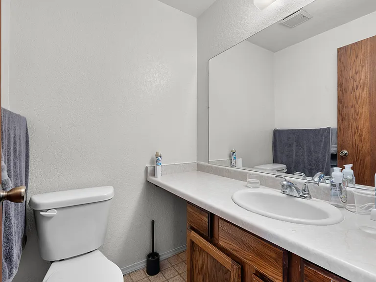 724 W 1720 N #104 — Photo 6