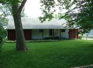 3743 Meadow Ln, Grove City, OH 43123