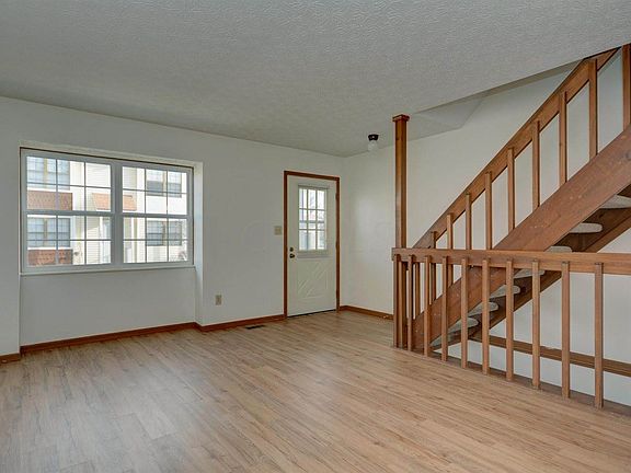 4th image of 7853 Malton Ln