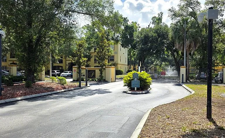 5618 Pinnacle Heights Cir #211 — Photo 47