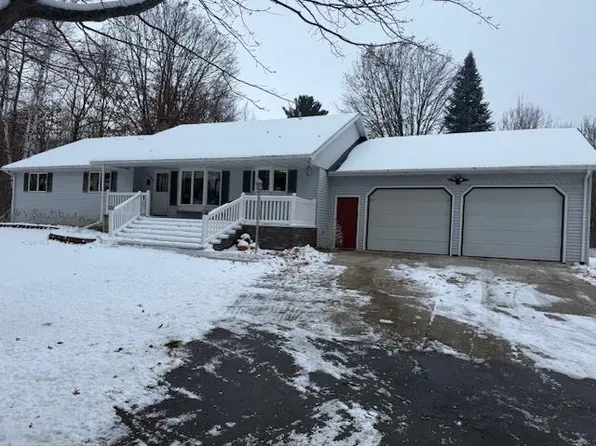 1703 E Coggins Rd, Pinconning, MI 48650