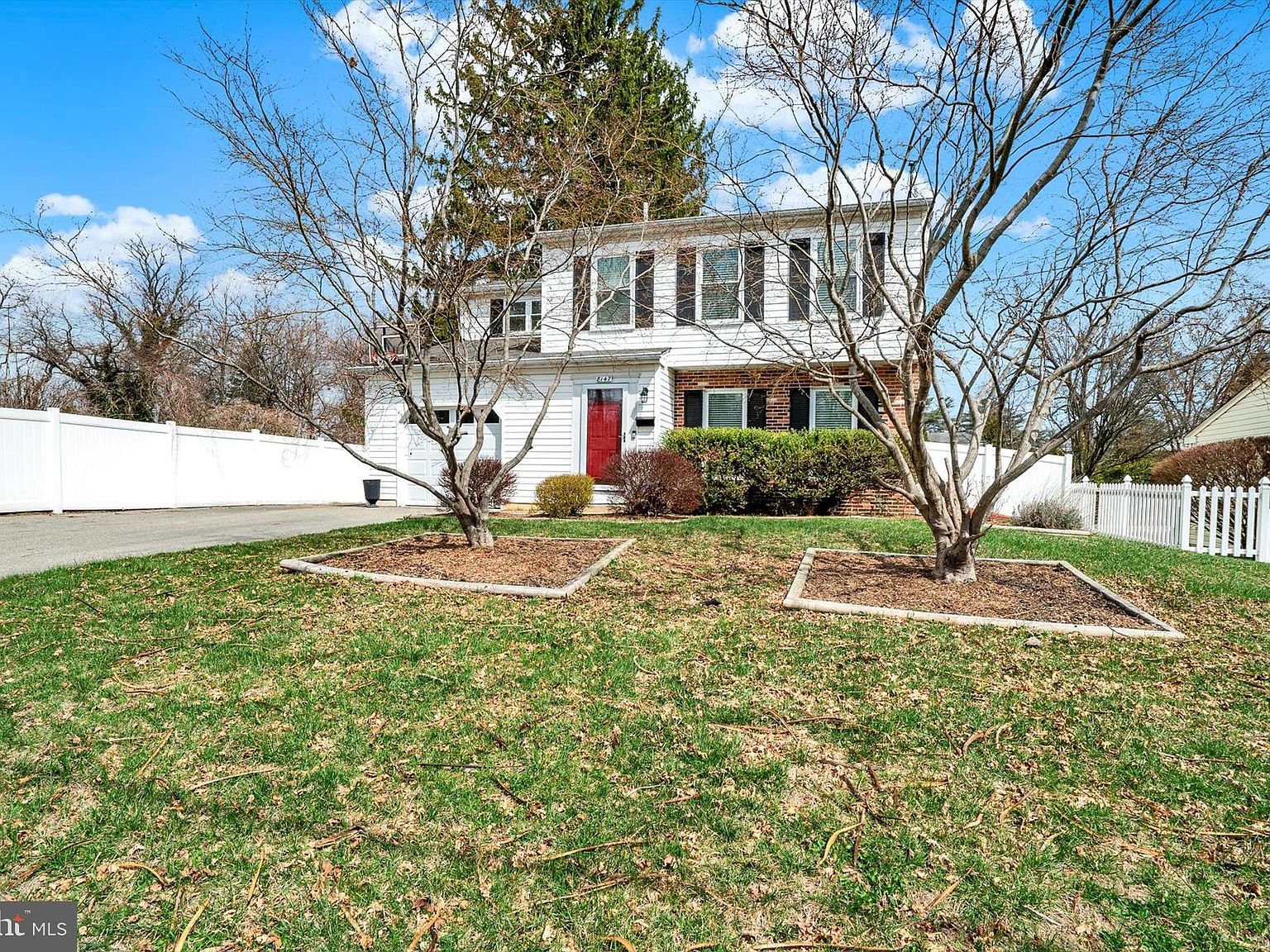 8147 Lare St, Philadelphia, PA 19128 | Zillow