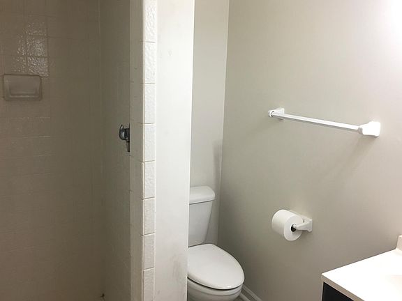 3rd image of 8175 Old Farm Ln