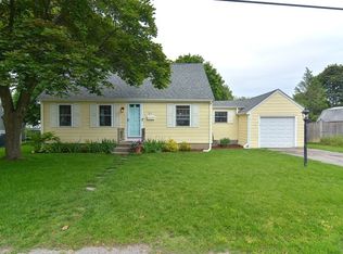 31 Altrura Rd, Weymouth, MA 02191