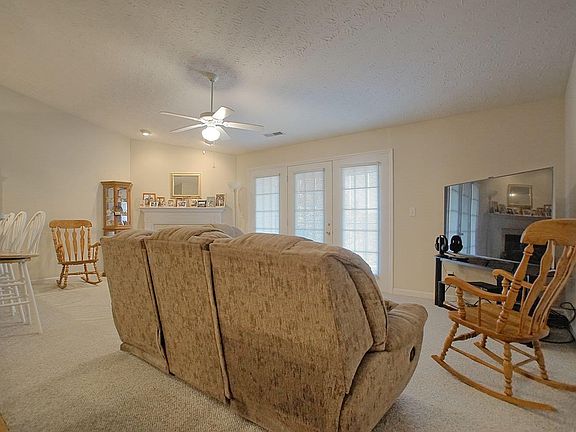 3rd image of 7881 Jessies Way APT 204