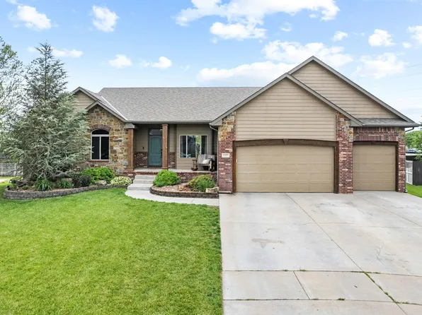 1257 N Forestview Ct, Wichita, KS 67235