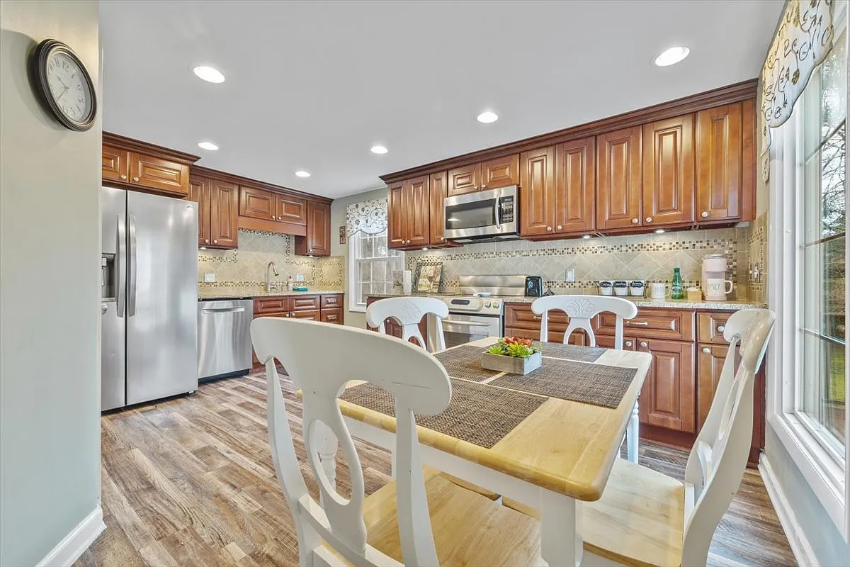 Boxwood Ct, Peachtree City — Photo 1