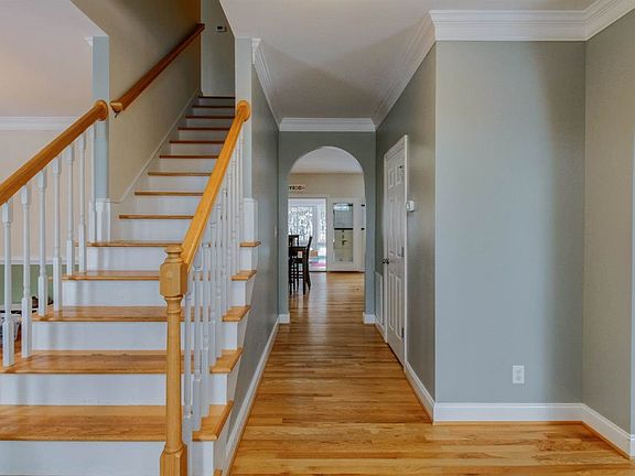 2nd image of 1348 Gilfield Dr