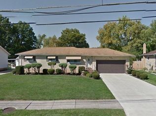 6260 Siegler Dr, Brookpark, OH 44142