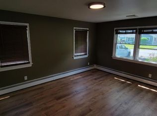 31 Keeler Dr, Albany, NY 12208