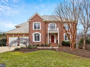 1818 Solitaire Ln, Mc Lean, VA 22101
