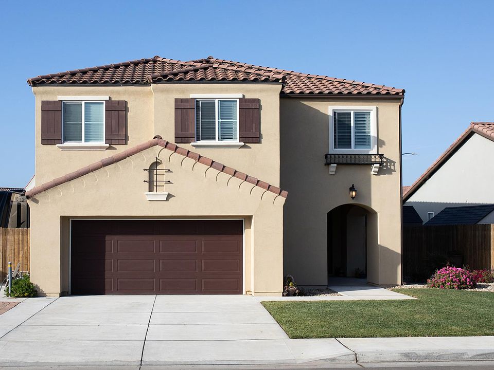 1st image of 330 Las Flores Dr