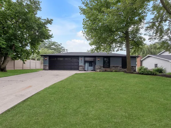 1309 Hiawatha Pl, Auburn, IN 46706