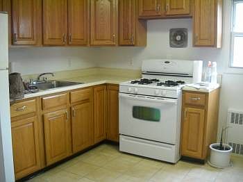 5th image of 151-21 23rd Ave