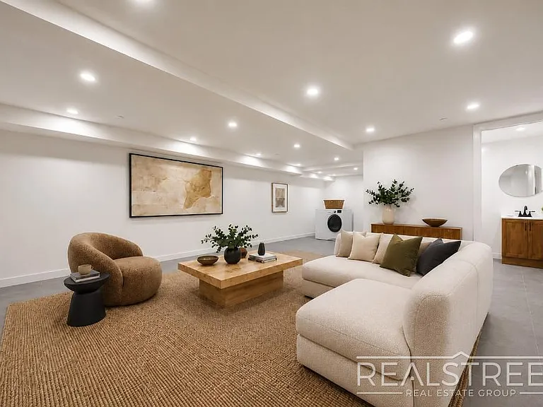 1469 Dean St #1 — Photo 6