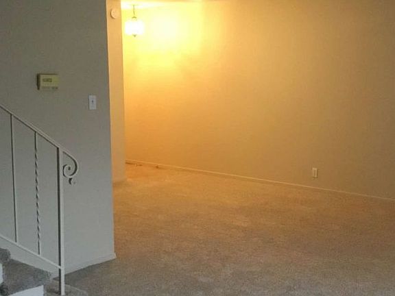 4th image of 4478 Dorset St