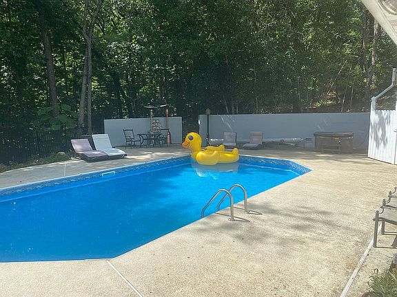 Myrtle the Duck 