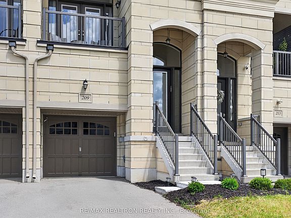 4th image of 209 Arianna Cres