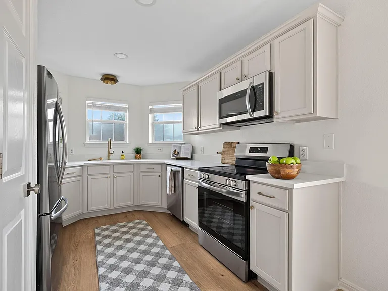 16517 Trevin Cv — Photo 10