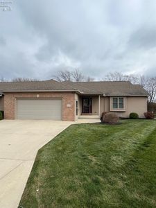 107 Oakley Meadow Ln, Tiffin, OH, 44883