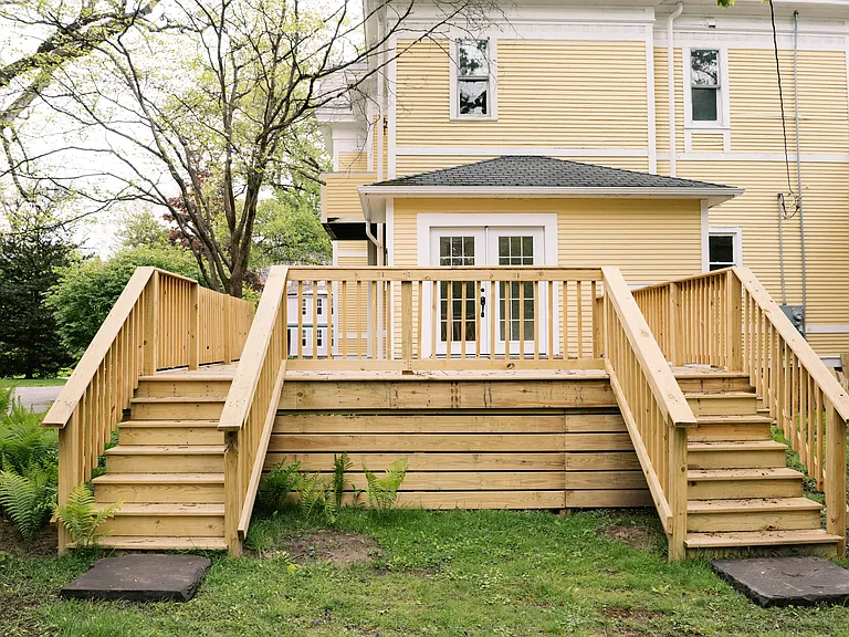 2399 Robinwood Ave — Photo 35