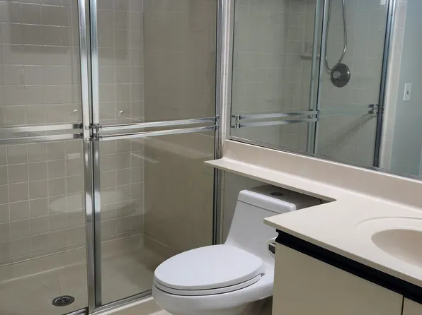 221 Village Circle Drive image 10 of 17