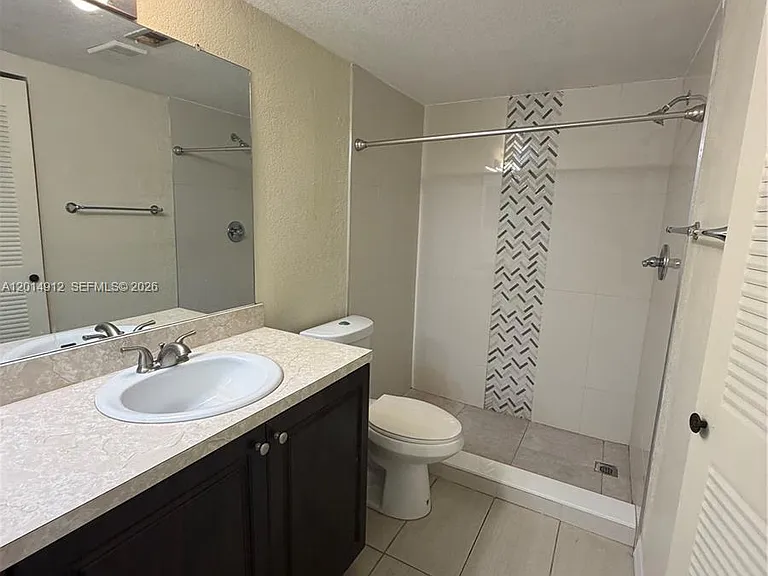 12950 Vista Isles Dr #423 — Photo 4