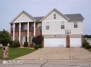 328 Thoreau Blvd, O'Fallon, MO 63366