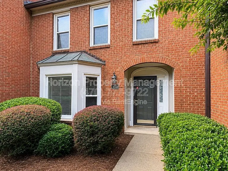 3512 Nutmeg Dr — Photo 1