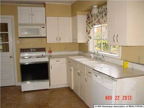 4th image of 7460 Shahkoka Dr
