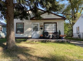 11107 Hudson Ave, Warren, MI 48089