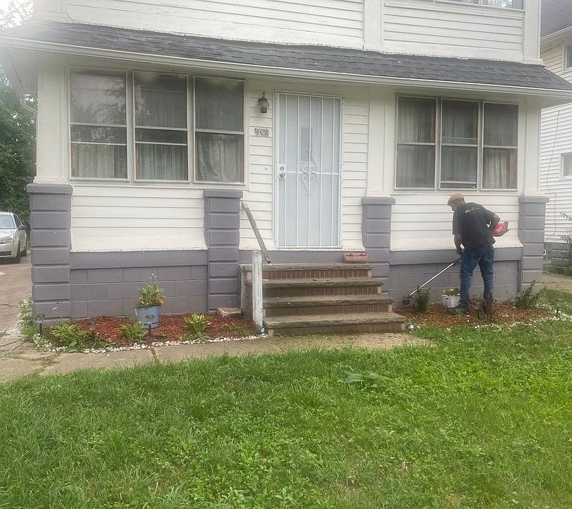 1st image of 4028 E 143rd St